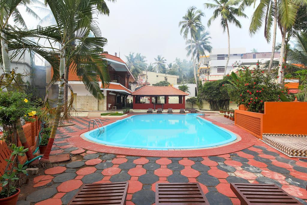 Hotel Treebo Moonlight Thiruvananthapuram Exterior foto