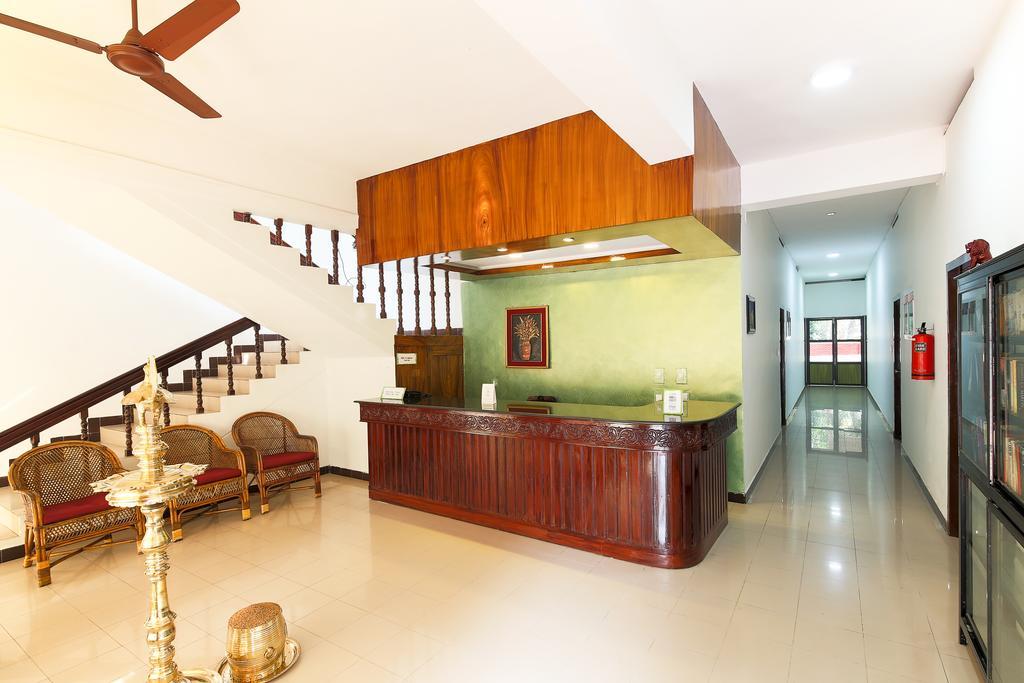 Hotel Treebo Moonlight Thiruvananthapuram Exterior foto